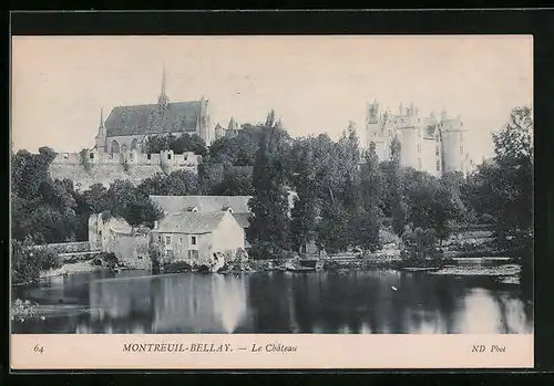AK Montreuil-Bellay, Le Chateau