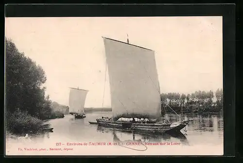 AK Gennes, Bateaux sur la Loire