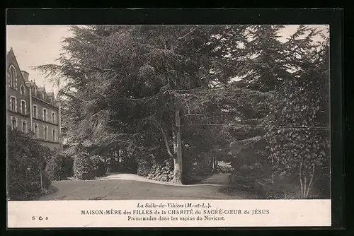 AK La Salle-de-Vihiers, Maison-Mère des Filles de la Charité du Sacré-Coeur de Jésus