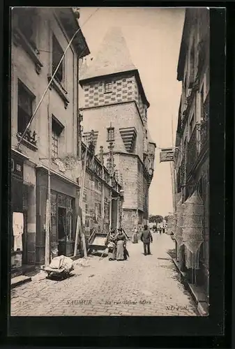 AK Saumur, La Rue Bonne Mere