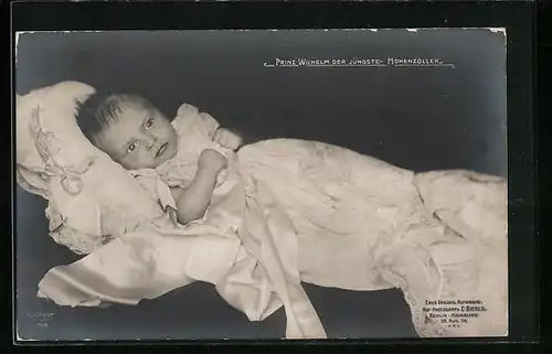 AK Prinz Wilhelm von Preussen im Taufkleid