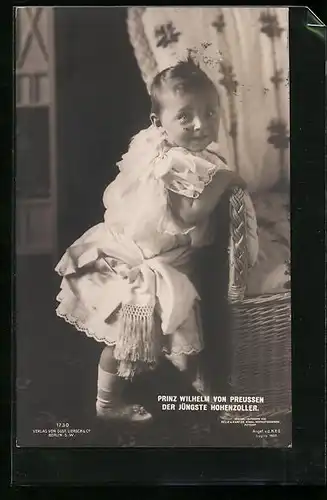 AK Prinz Wilhelm von Preussen als lächelndes Kleinkind im Kleidchen