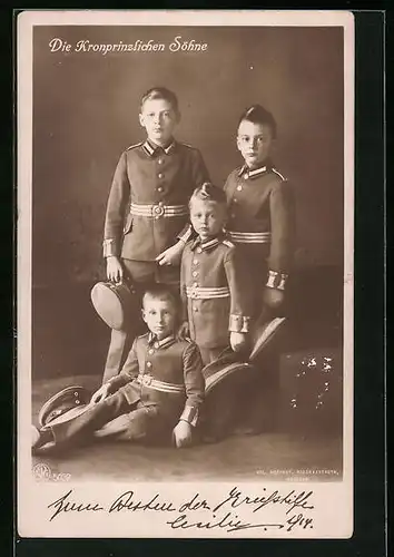 AK Die Kronprinzlichen Söhne in Uniform mit Schirmmütze