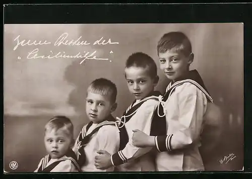 AK Kronprinz Wilhelm von Preussen mit seinen Brüdern in Matrosenanzügen
