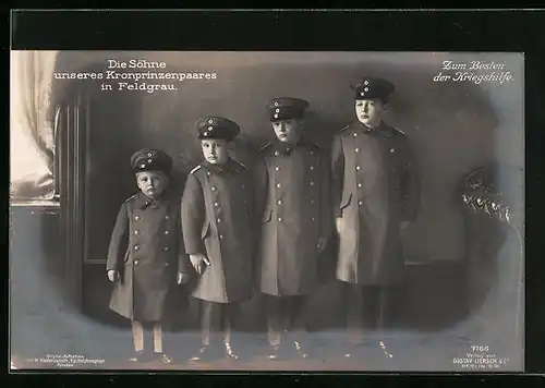 AK Die Söhne des Kronprinzenpaares in Feldgrau