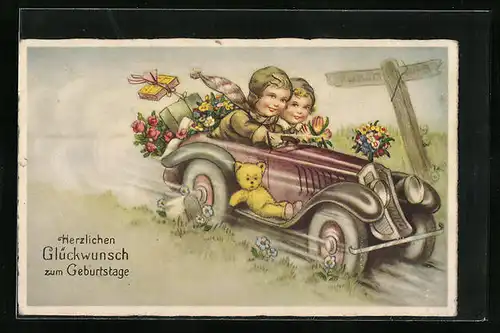 Künstler-AK Zwei Mädchen im Automobil mit Geschenken und Teddy auf dem Trittbrett - Geburtstagsgruss