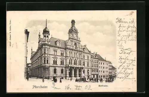 AK Pforzheim, Passanten am Rathausplatz