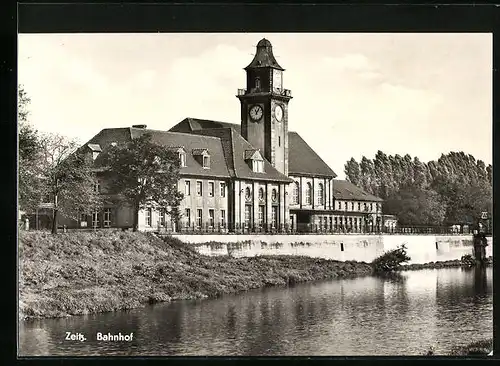 AK Zeitz, Bahnhofsgebäude vom Wasser gesehen