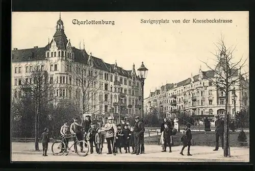 AK Berlin-Charlottenburg, Savignyplatz von der Knesebeckstrasse