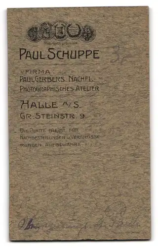 Fotografie Paul Schuppe, Halle a. Saale, Einjährig-Freiwilliger Uffz. in Uniform Rgt. 55, Zwickerbrille
