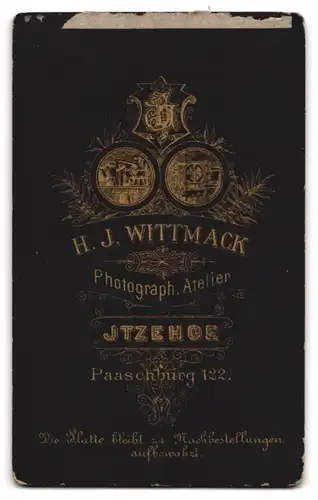 Fotografie H. J. Wittmack, Itzehoe, Soldat in Uniform mit Bajonett und Zwirbelbart