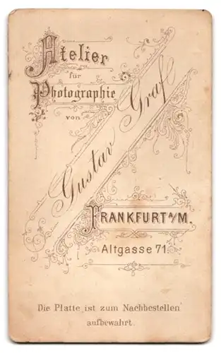 Fotografie Gustav Graf, Frankfurt a. M., Altgasse 71, Junge Dame mit Flechtfrisur und Halskette