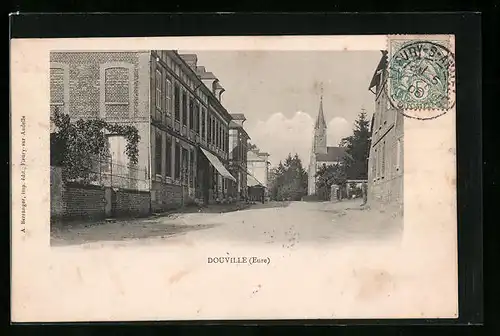 AK Douville, Strassenpartie mit Kirche