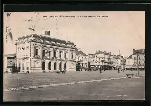 AK Cholet, La place Travôt, Le Théâtre