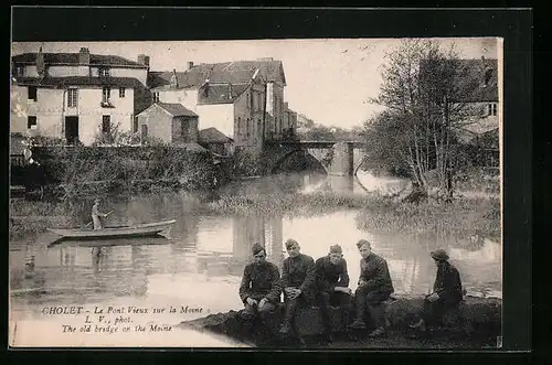 AK Cholet, Le Pont Vieux sur la Moine