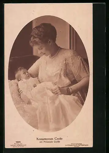 AK Kronprinzessin Cecilie mit Prinzessin Cecilie