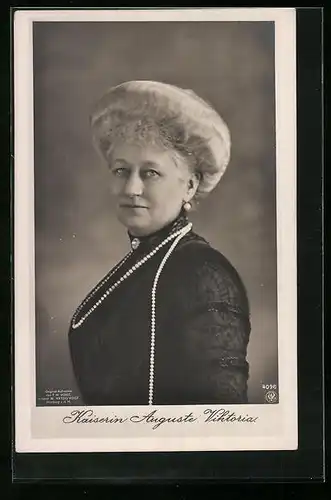 AK Kaiserin Auguste Victoria Königin von Preussen mit opulenter Frisur
