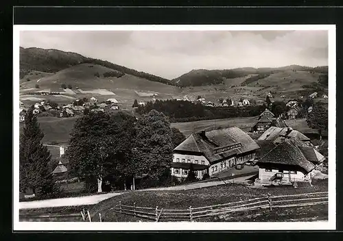 AK Bernau /Schwarzw., Gasthaus zum Adler mit Ortsansicht aus der Vogelschau