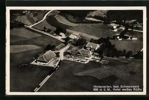 AK Hinterzarten, Hotel weisses Rössle vom Flugzeug aus