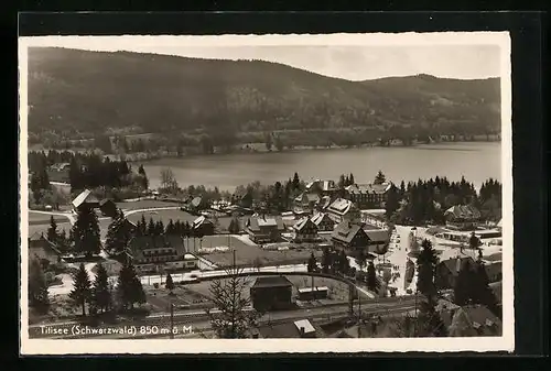 AK Titisee /Schwarzwald, Ortspartie vor dem See