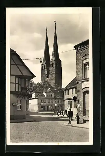 AK Magdeburg, Strassenpartie mit Nikolai-Kirche