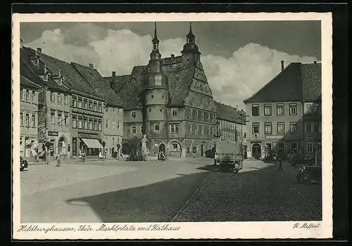 AK Hildburghausen /Thür., Marktplatz mit Rathaus und Stadt-Apotheke