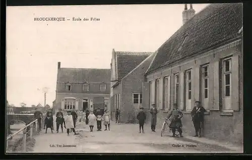 AK Brouckerque, Ecole des Filles