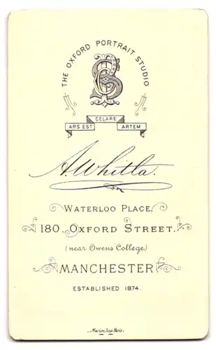 Fotografie A. Whitla, Manchester, 180, Oxford, Bürgerlicher Herr im Anzug mit Backenbart