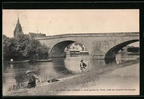 AK Pont-sur-Yonne, Une partie du Pont, cote du chemin de halage