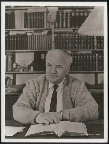 Fotografie DDR - Schriftsteller Willi Bredel 1901-1964, Präsident der Akademie der Künste der DDR, Grossformat 40 x 30cm