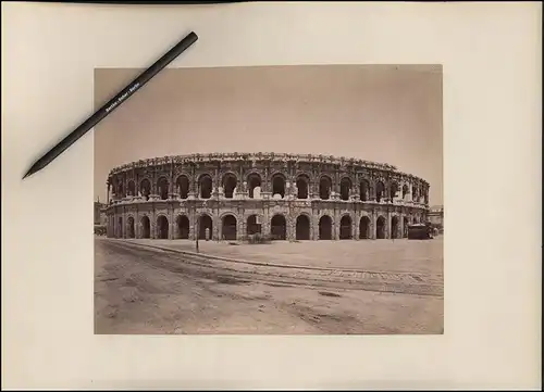 Fotografie ND Phot - Neurdein Freres, Paris, Ansicht Nimes, Vue Exterieure des Arenes