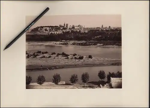 Fotografie ND Phot - Neurdein Freres, Paris, Ansicht Avignon, Panorama der Stadt mit Partie am Fluss