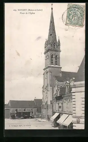 AK Noyant, Place de l`Eglise