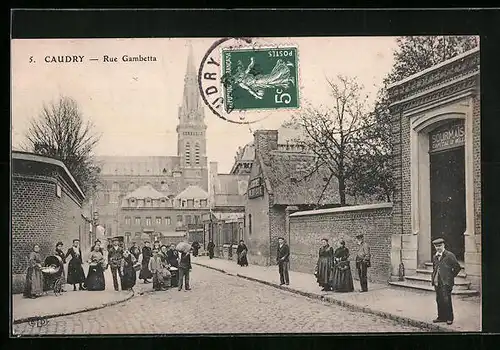 AK Caudry, Rue Gambetta