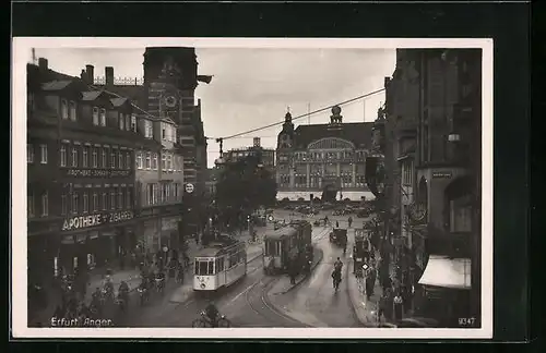AK Erfurt, Anger mit Strassenbahn und Passanten