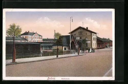 AK Bebra, Bahnhof mit Strassenpartie