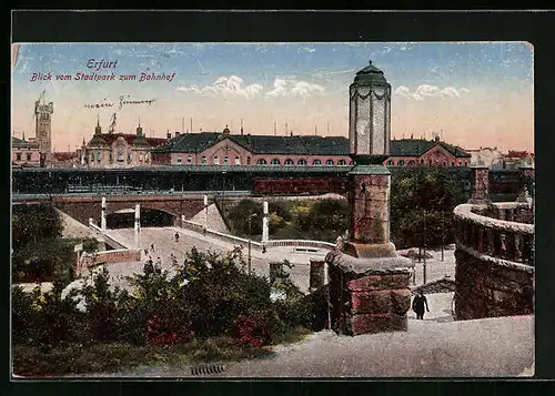 AK Erfurt, Stadtpark gegen Bahnhof