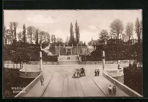 AK Erfurt, Oldtimer im Stadtpark