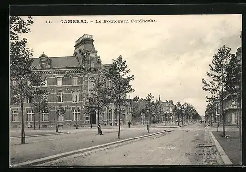 AK Cambrai, Le Boulevard Faidherbe