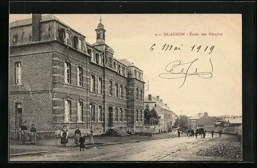AK Glageon, École des Garcons