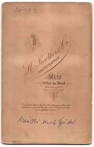 Fotografie H. Reuther & Co., Metz, Steinweg 4, niedliche Kleinkinder im Sonntagskleid