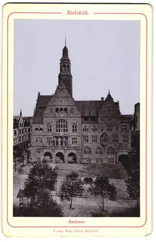 Fotografie Lichtdruck Hugo Ziehm, Bielefeld, Ansicht Bielefeld, Blick auf das Rathaus