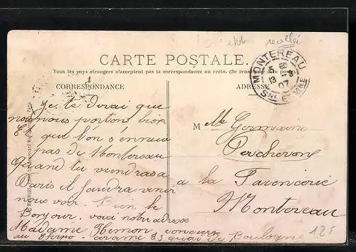 AK Vihiers, Un coin du Marché, Place de l`Eglise