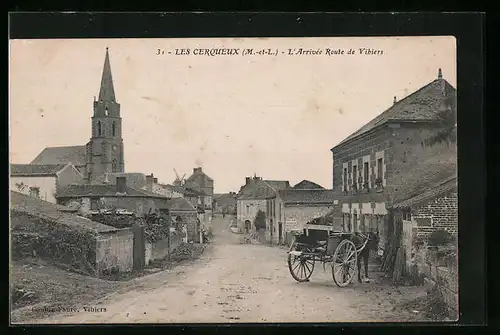 AK Les Cerqueux, L`Arrivée Route de Vihiers