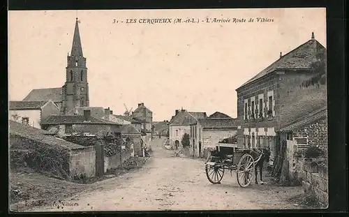 AK Les Cerqueux, L`Arrivée Route de Vihiers