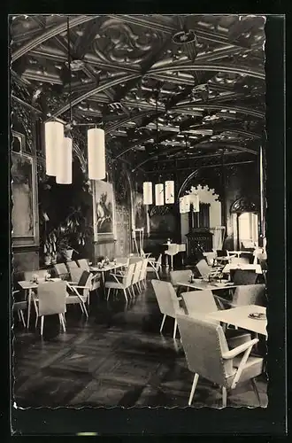 AK Meiningen /Thür., Schloss Landsberg, HO-Café, Innenansicht