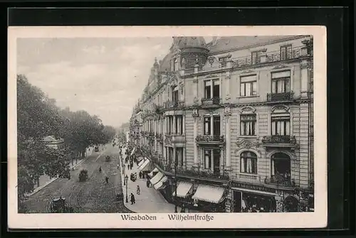 AK Wiesbaden, Wilhelmstrasse mit Strassenbahn