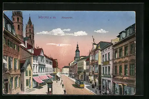 AK Worms, Neumarkt aus der Vogelschau mit Strassenbahn