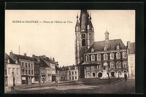 AK Solre-le-Chateau, Place de l`Hotel de Ville