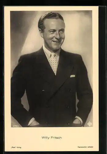 AK Schauspieler Willy Fritsch mit Anzug und Krawatte